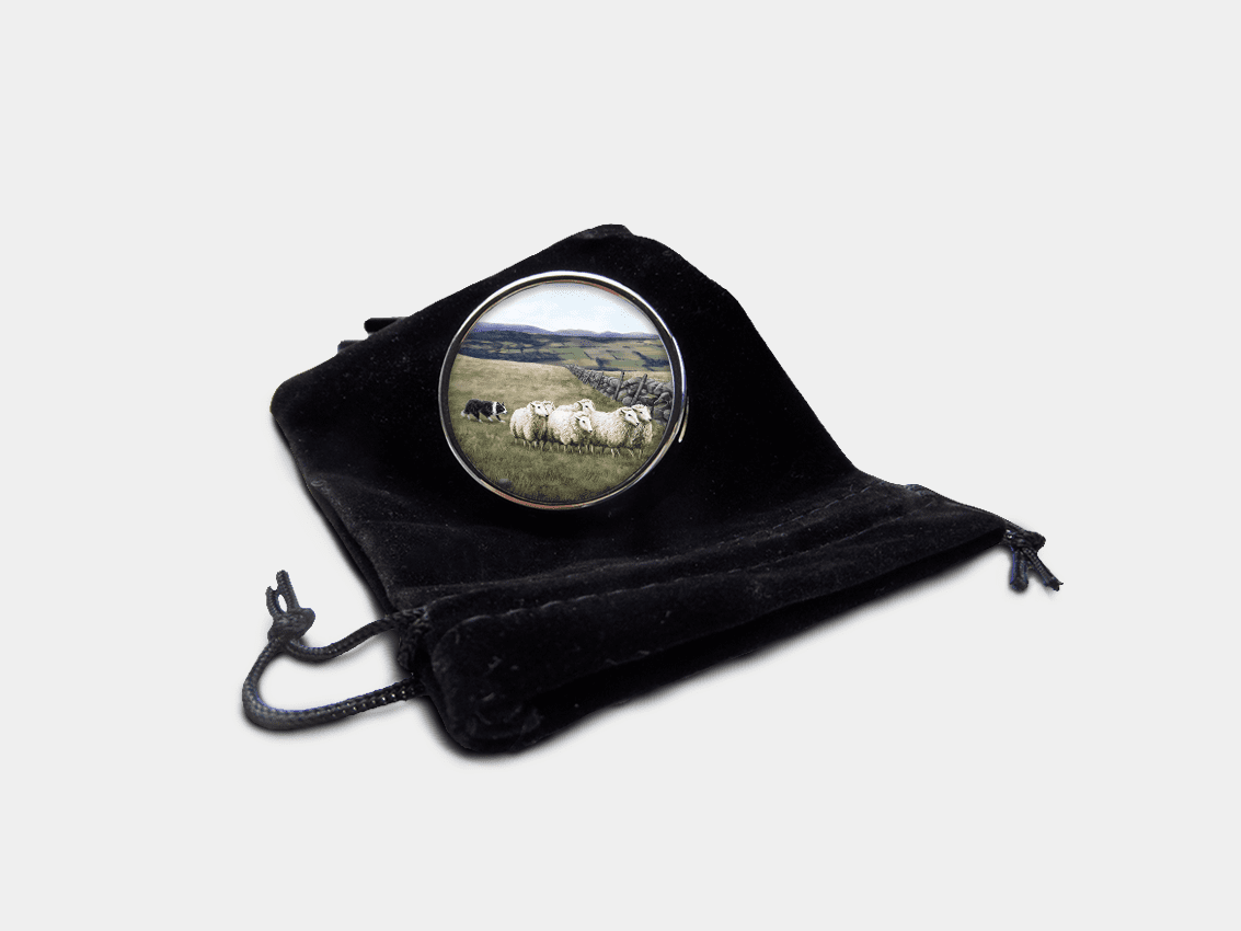 Country Images Personalised Custom Round Metal Pill Boxes Box Scotland Highlands Sheep Sheepdog Sheepdogs Crofter Crofting Farming Gift Gifts